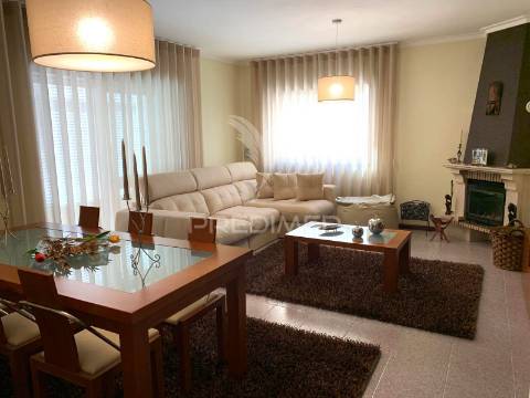 Apartamento t2 em vila nova de gaia