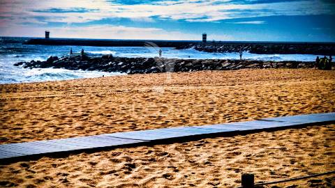 Apartamento t2 com amplo terraço na qta.do romão,quarteira