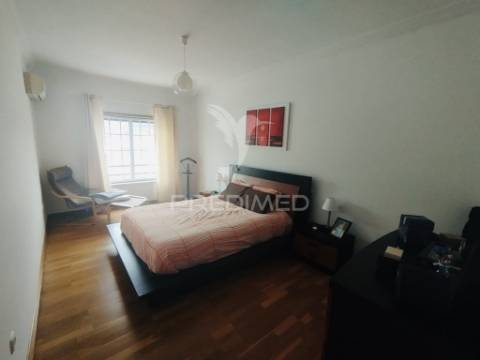 Apartamento t3 com garagem