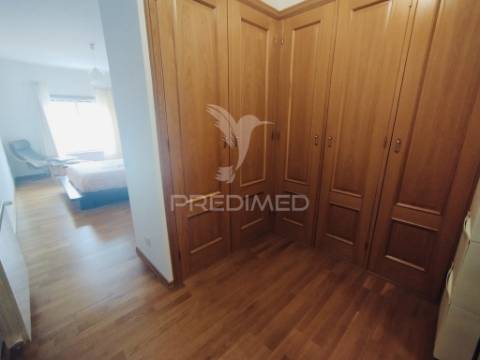 Apartamento t3 com garagem