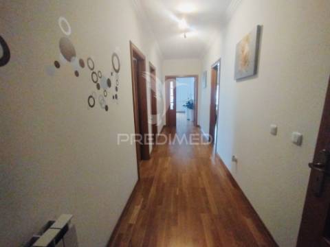 Apartamento t3 com garagem