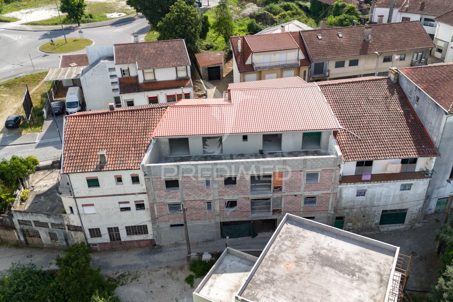 Apartamento t1 - amares (junto ao isave) - 55 m2