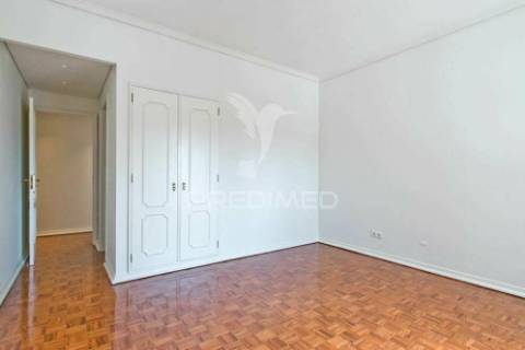 Excelente apartamento t4 em belém