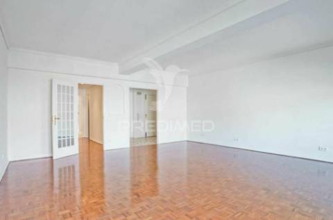 Excelente apartamento t4 em belém