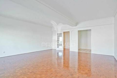 Excelente apartamento t4 em belém