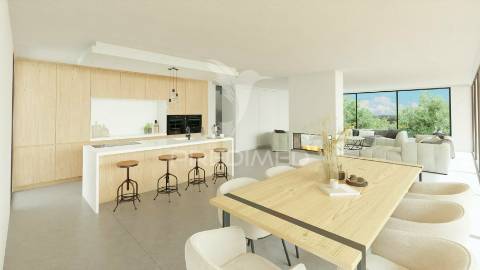 Terreno para construção de moradia com piscina