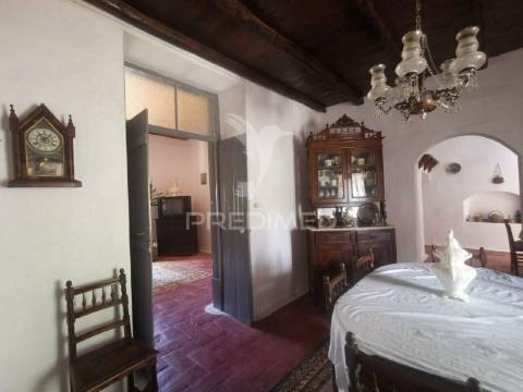 Casa / villa t4 em loulé (são sebastião) de 180 288m²