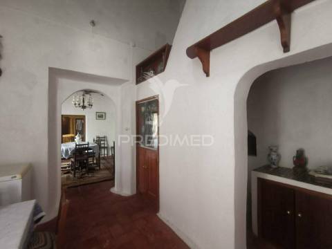 Casa / villa t4 em loulé (são sebastião) de 180 288m²