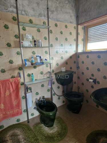 Moradia t6 junto ao castelo.