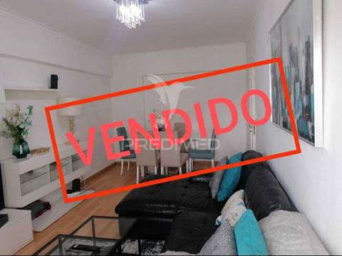 Apartamento t3 arroja