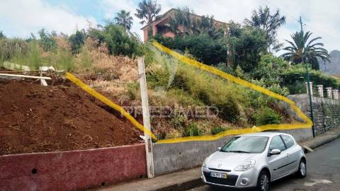Terreno para construção , localizado em porto da cruz