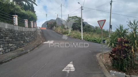 Terreno para construção , localizado em porto da cruz