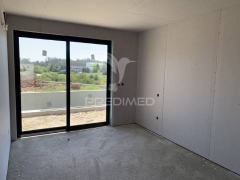 Moradia terrea m3 -  fase acabamentos