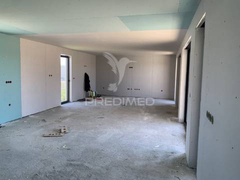 Moradia terrea m3 -  fase acabamentos