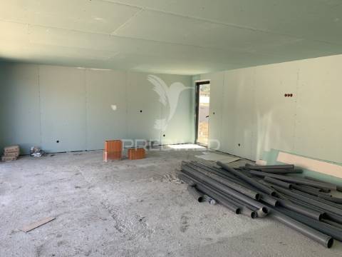 Moradia terrea m3 -  fase acabamentos