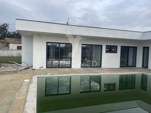 Moradia terrea m3 -  fase acabamentos