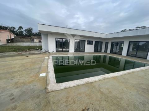 Moradia terrea m3 -  fase acabamentos