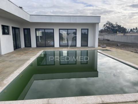 Moradia terrea m3 -  fase acabamentos