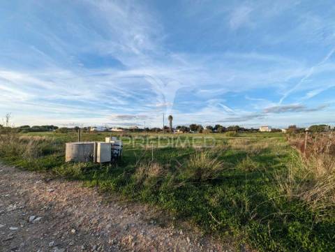Terreno rústico com acesso a água para regadio em cacela