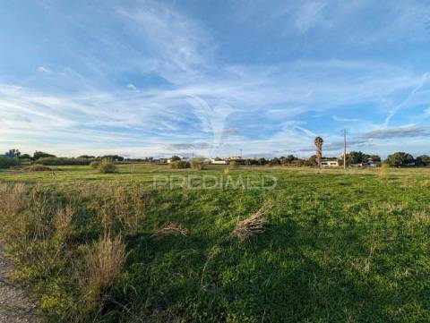 Terreno rústico com acesso a água para regadio em cacela