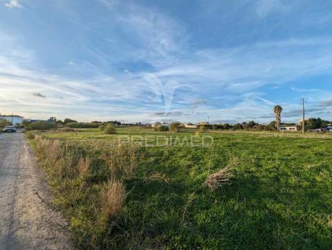 Terreno rústico com acesso a água para regadio em cacela