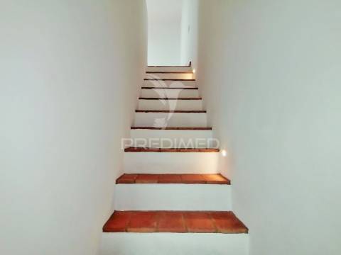 Lindíssima moradia t2, remodelada na baixa da cidade de olhão