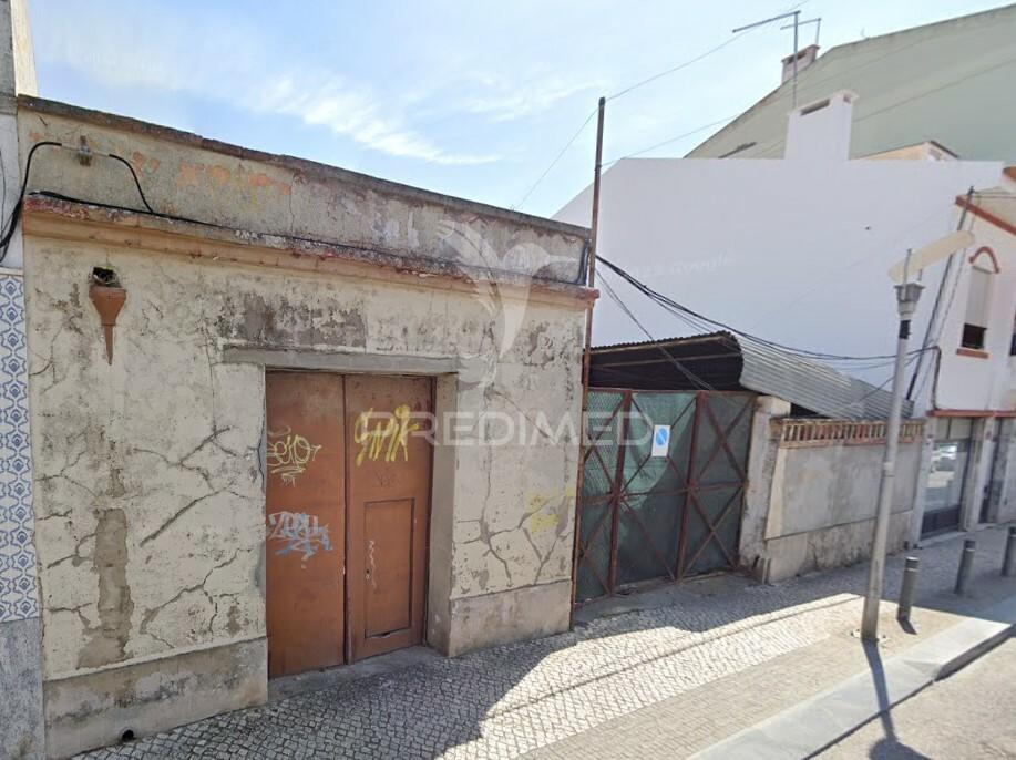 Lote para construção de prédio