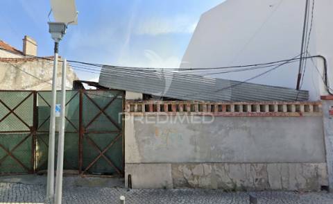 Lote para construção de prédio