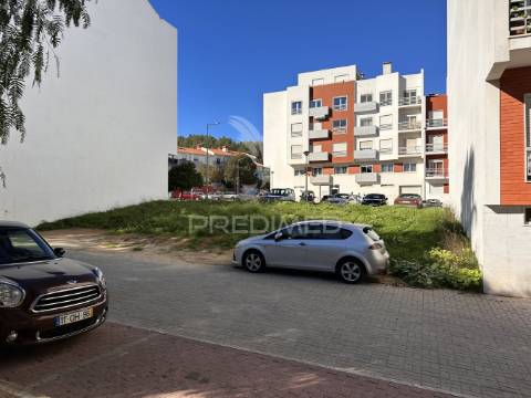 Lote de terreno p/ prédio c/ projecto p/ 12 fogos / permuta