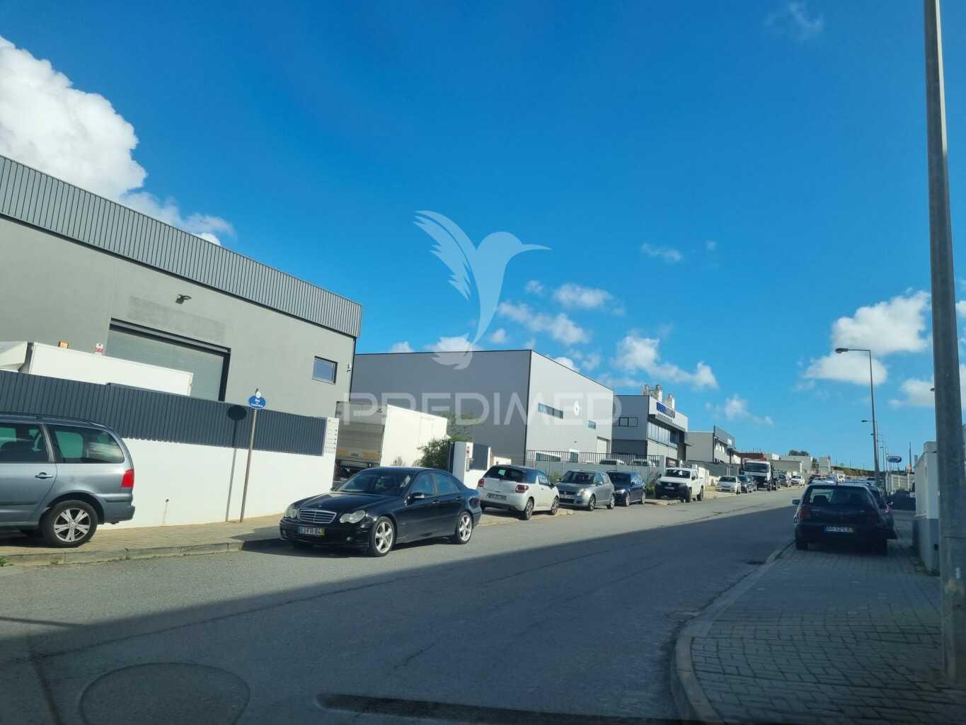 Armazem ou loja na urbanização industrial do pateiro