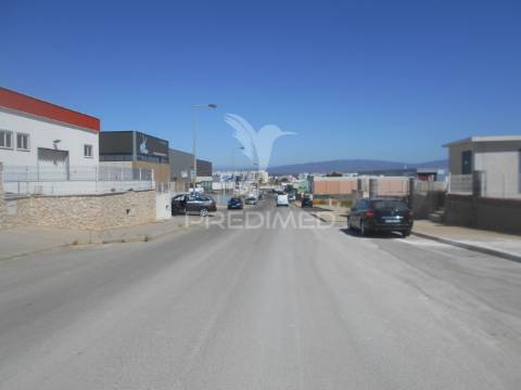 Armazem ou loja na urbanização industrial do pateiro