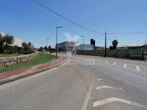 Armazem ou loja na urbanização industrial do pateiro