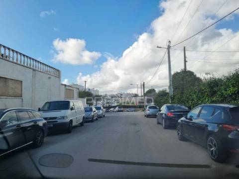 Armazem ou loja na urbanização industrial do pateiro