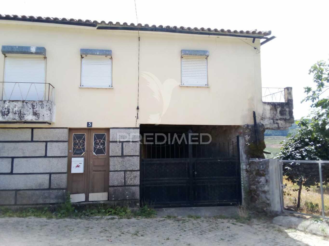3 moradias à venda em insua, penalva do castelo