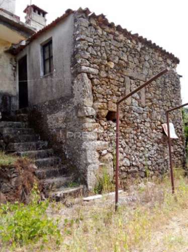 3 moradias à venda em insua, penalva do castelo