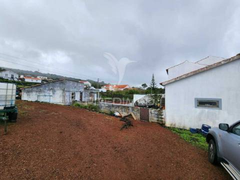 Moradia t3 na candelária