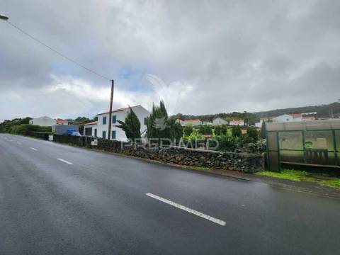 Moradia t3 na candelária