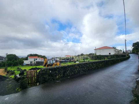 Moradia t3 na candelária