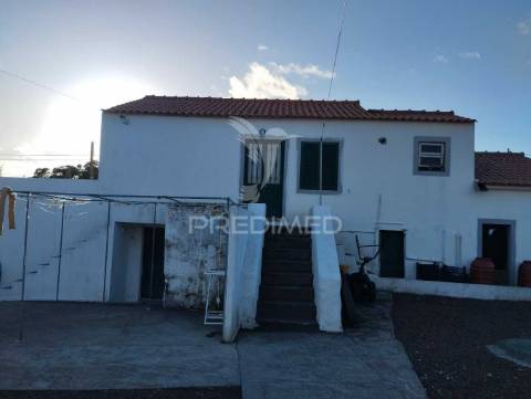 Moradia t3 na candelária