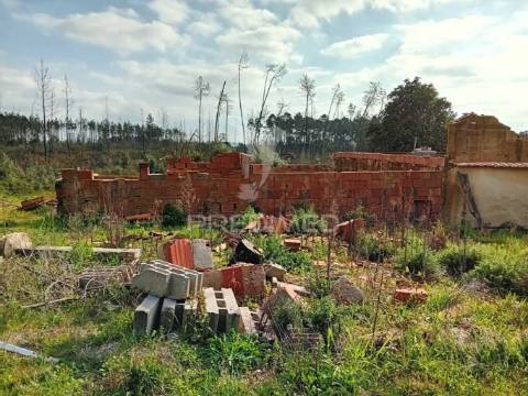 Moradia t3  para recuperar