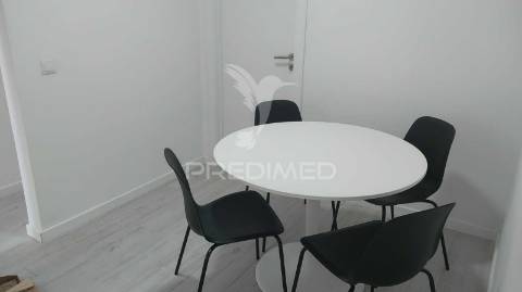 Imóvel remodelado com rendimento na ajuda