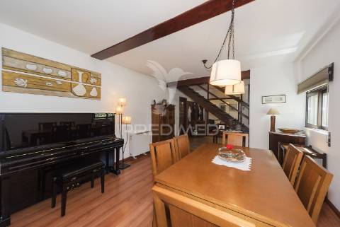 Lisboa / olivais ( próximo ao novo hospital de todos os santos ) - moradia  t6 + 1 com piscina