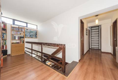 Lisboa / olivais ( próximo ao novo hospital de todos os santos ) - moradia  t6 + 1 com piscina