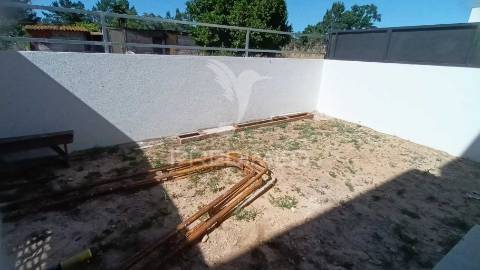 Moradia isolada t5 qtª da charnequinha