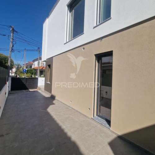 Moradia isolada t5 qtª da charnequinha