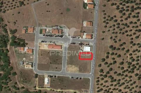 Lote para construção de moradia