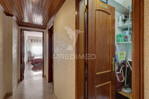 Apartamento t2 com lareira | monte abraão | queluz