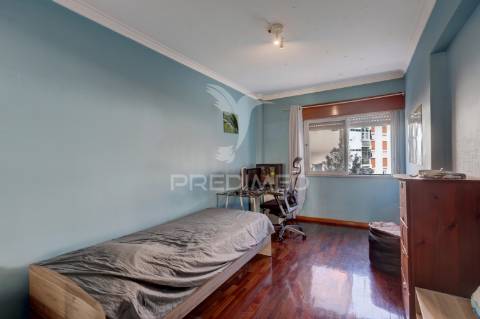 Apartamento t2 com lareira | monte abraão | queluz