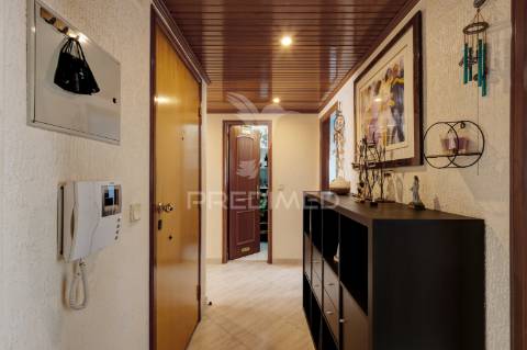 Apartamento t2 com lareira | monte abraão | queluz