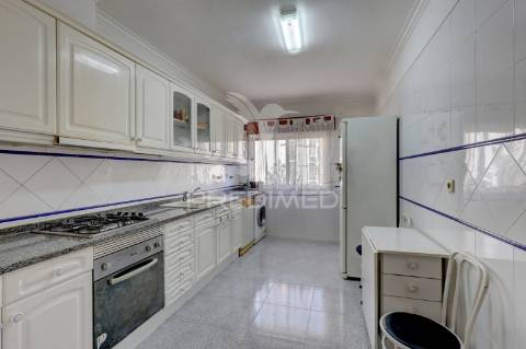 Apartamento t2 com lareira | monte abraão | queluz